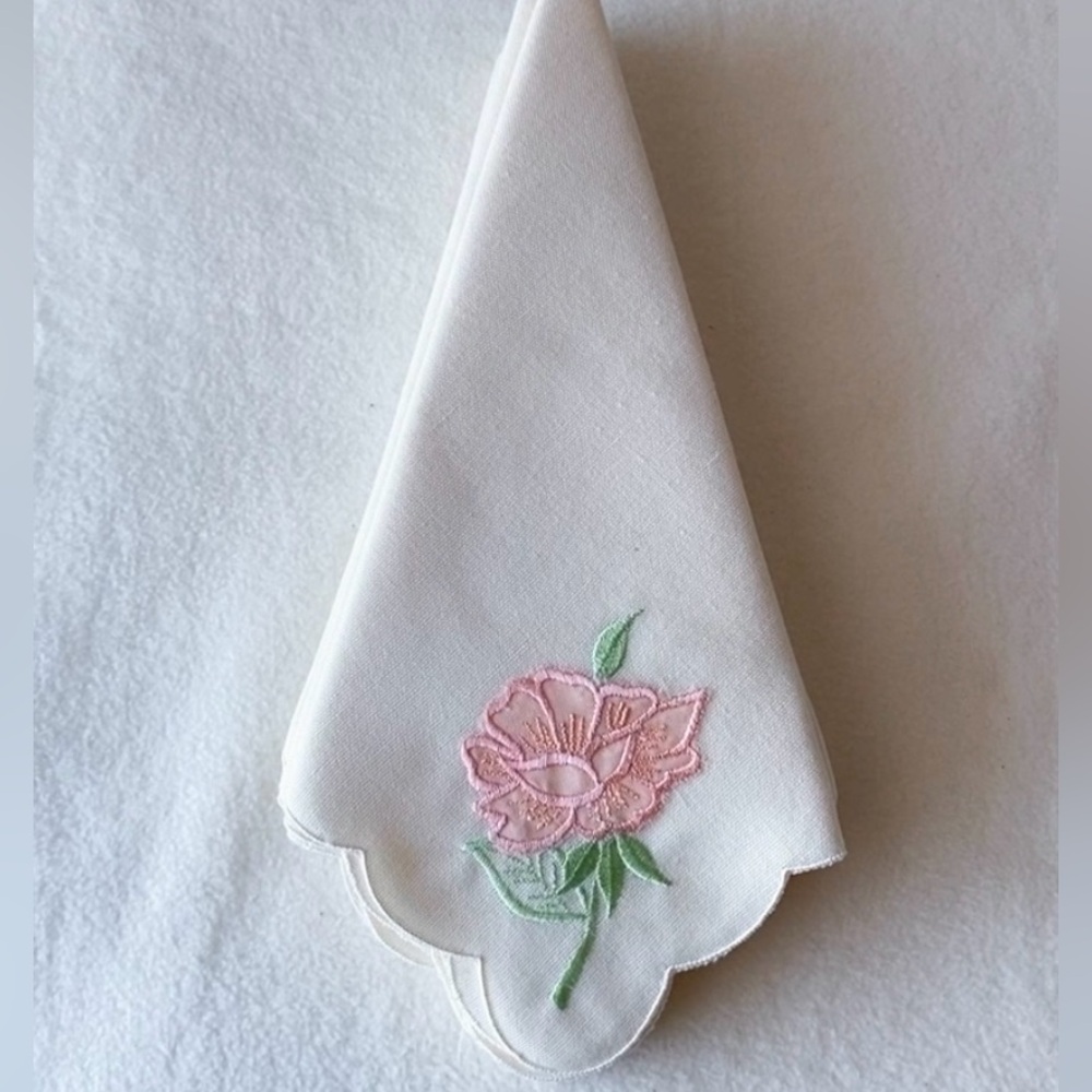 Vintage handmade handkerchief napkins set of 6 - Picture 3 of 3